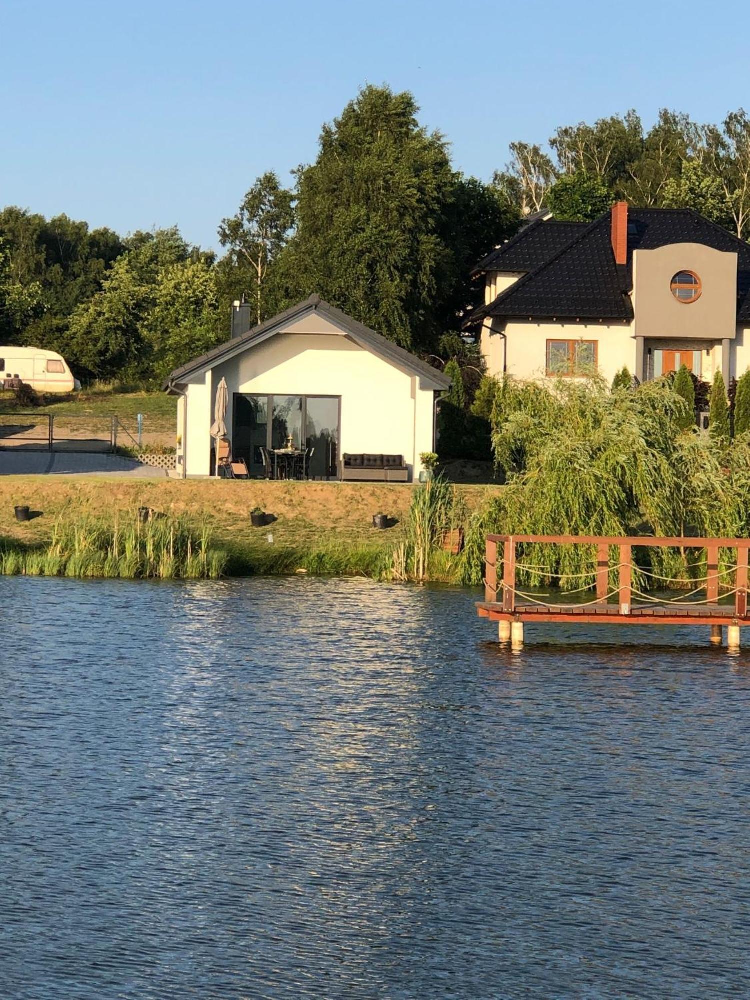 Domki Loft Nad Stawem 4 Doroslych , 4 Dzieci Malkowo Bagian luar foto